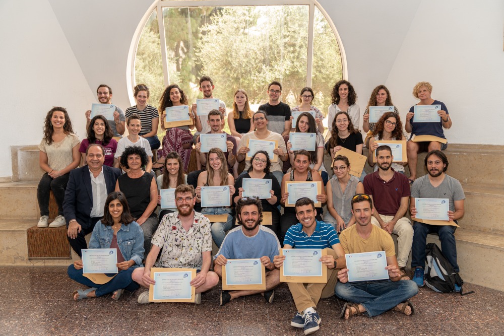 Learn French in Jerusalem at the Hebrew University of Jerusalem. French in French for beginners, intermediate and advanced learners. Evening French courses for students and the general public.